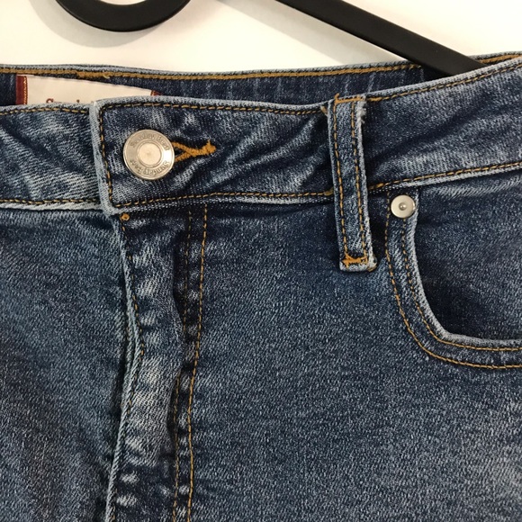 Aritzia Sunday Best Okinawa Denim Shorts - Picture 4 of 6